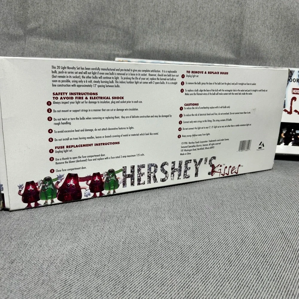 Vintage 1996 Hershey's 20‎ Count Kisses Novelty Light Set Christmas 2 Boxes